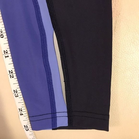 Lululemon Wild Twist Leggings - Picture 9 of 10